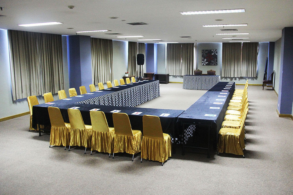 NAM Center Hotel Kemayoran Jakarta Buitenkant foto