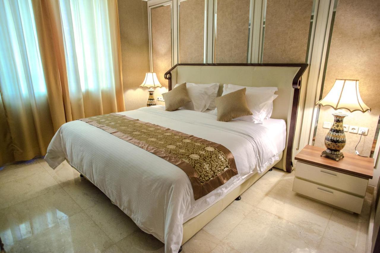 NAM Center Hotel Kemayoran Jakarta Buitenkant foto